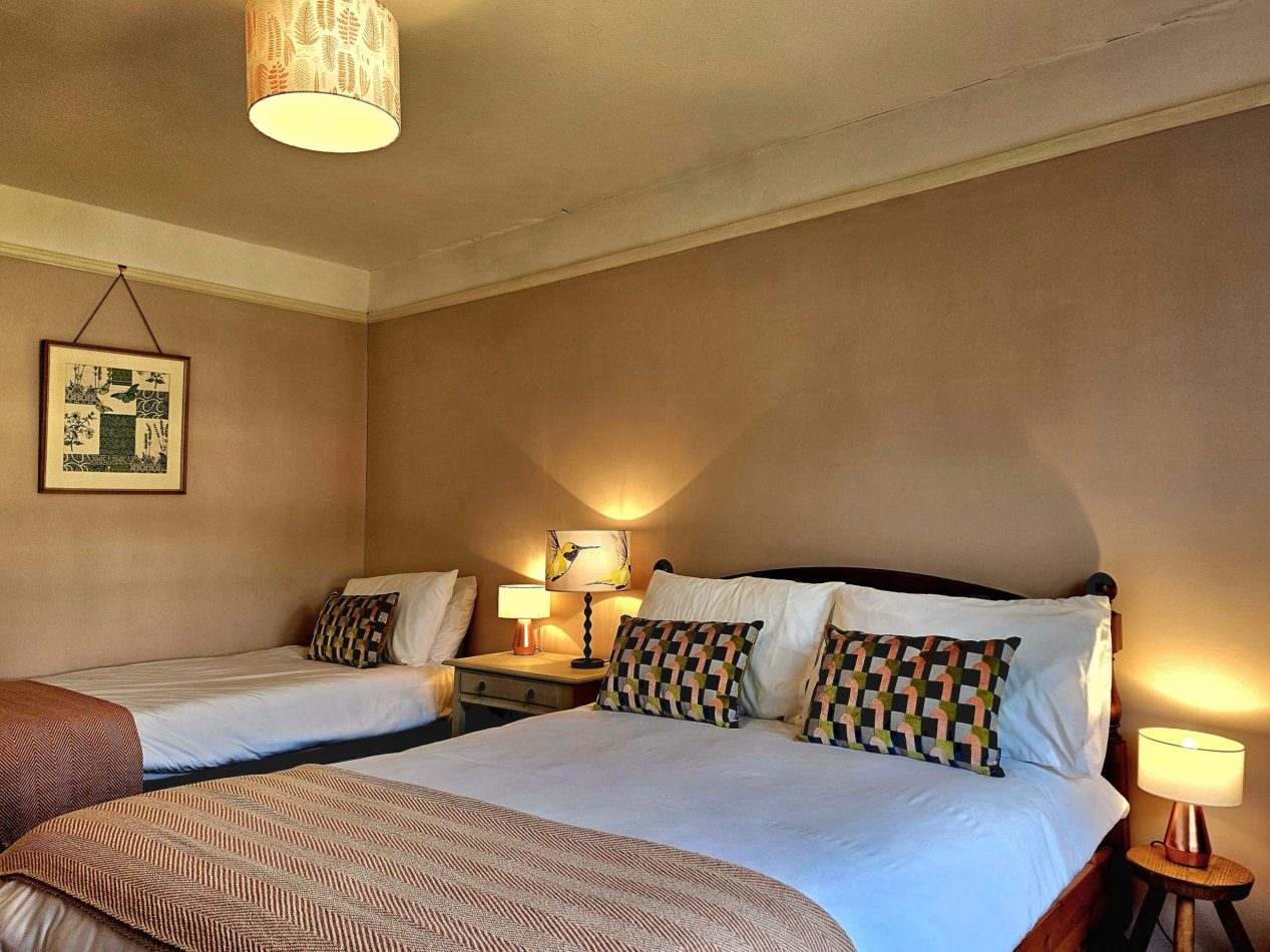 Thoughtfully arranged to bring everyone together, this space offers comfort and flexibility, perfect for slow mornings and restful nights after a full day out.