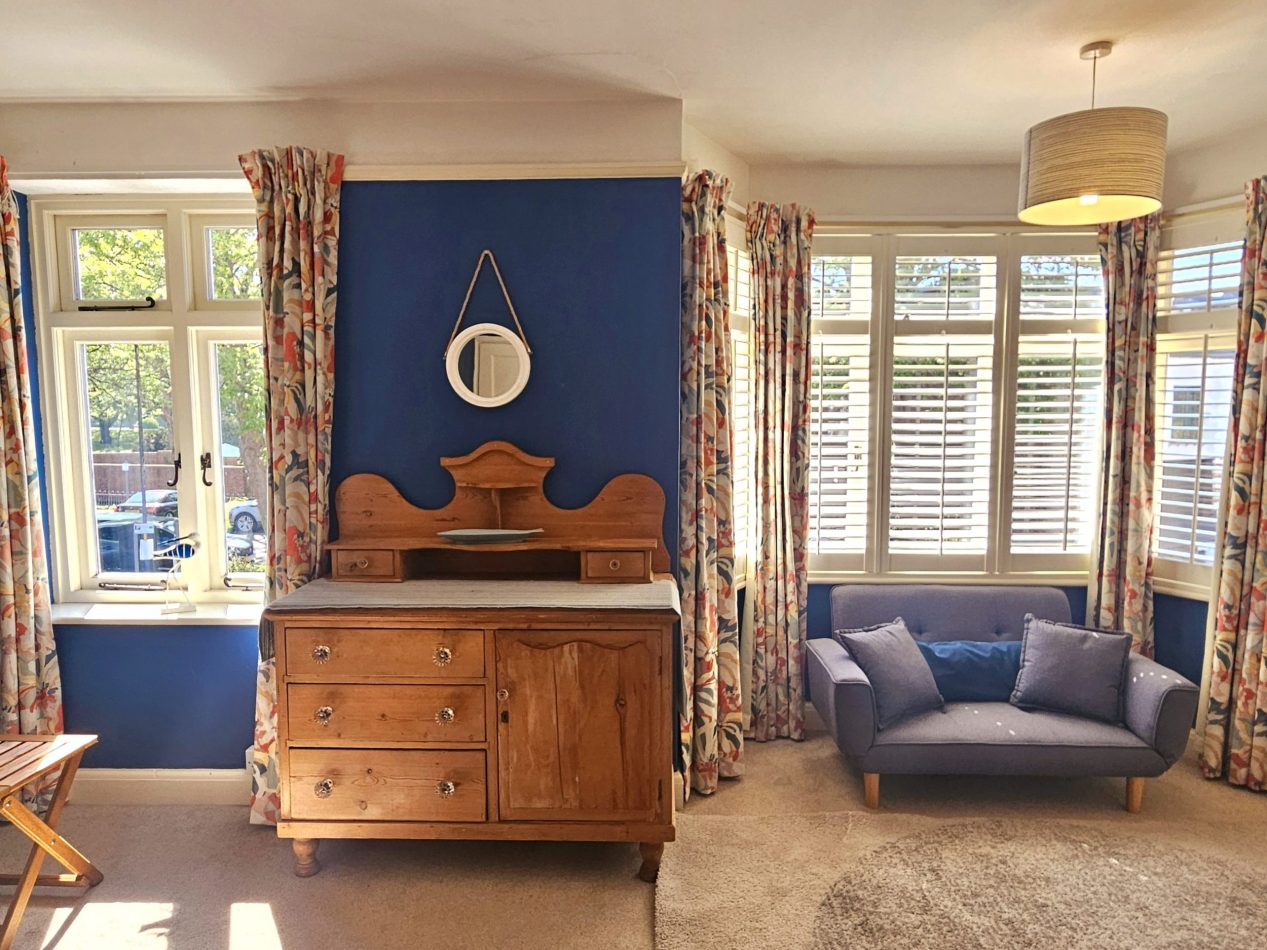 Soft tones, plenty of space and a peaceful feel - everything about this room invites you to unwind