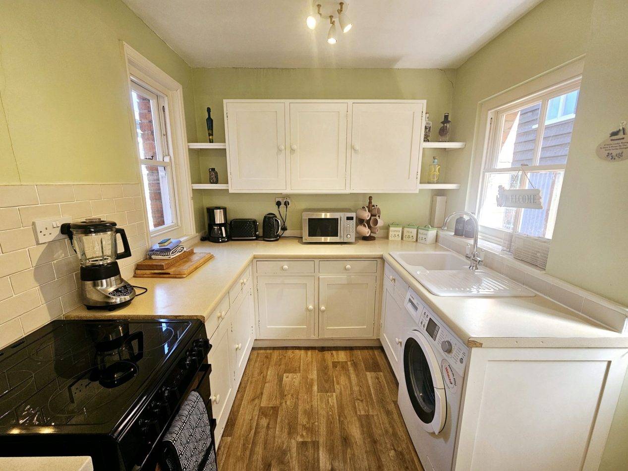 Everything you need to cook, graze and gather from easy breakfasts to relaxed family dinners.