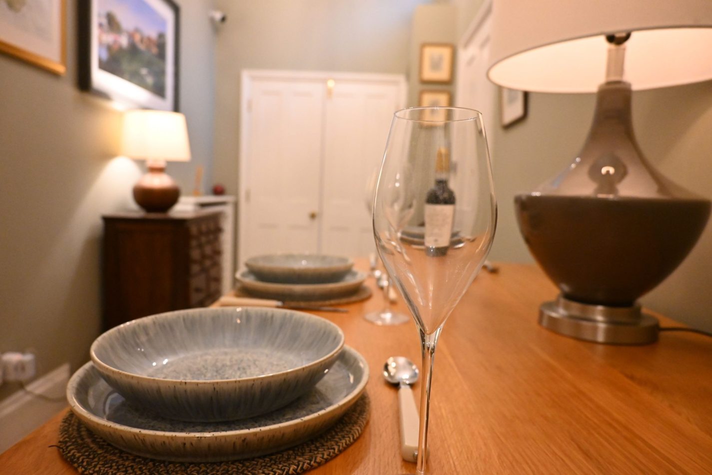 Your dining table is perfect for slow dinners and a glass of wine, whether you’re sharing stories from the day or planning tomorrow’s adventures in Sandwich, the coast or nearby golf courses.