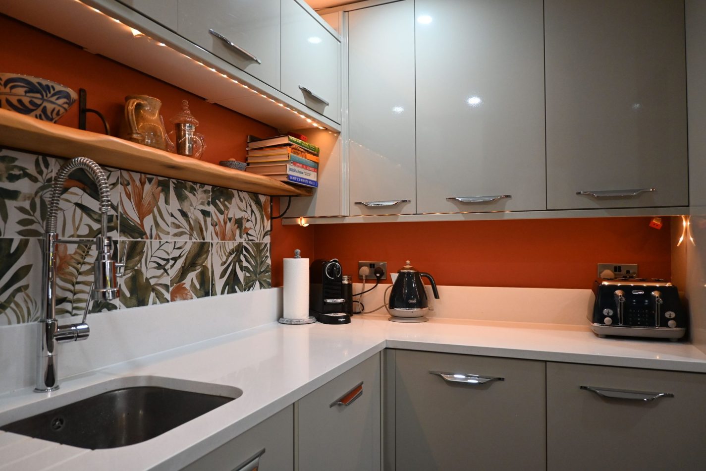 Your kitchen is fully equipped with everything you need for a comfortable self-catering stay, from your coffee machine to essential appliances—perfect for easy meals in your central Sandwich apartment.
