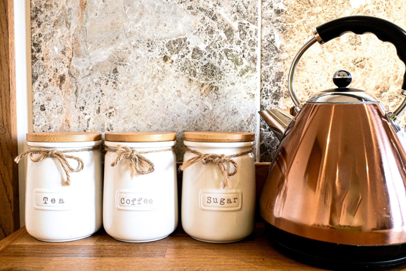 Put the kettle on and settle into holiday mode—the well-equipped kitchen has all the everyday essentials for relaxed breakfasts and cosy evenings in.