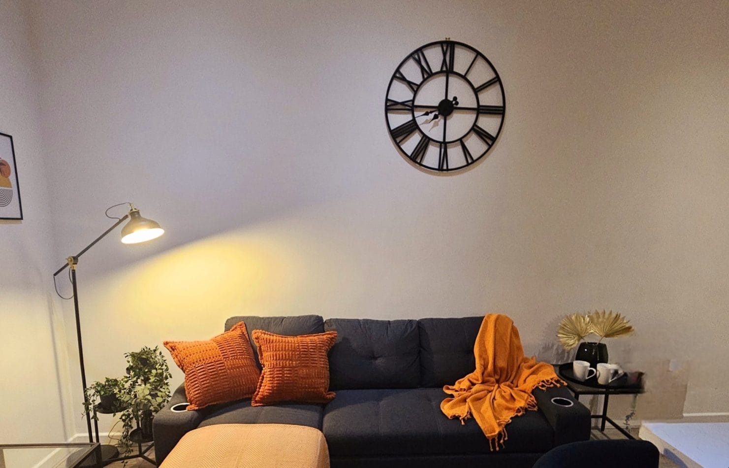 A comfortable lounge designed for relaxing after the working day. Your own living area means you can properly unwind in the evening rather than spending an extended work stay confined to a single hotel bedroom.