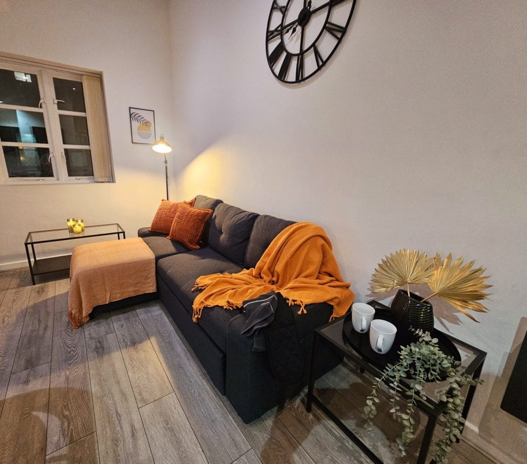 Your own comfortable lounge gives you somewhere to genuinely switch off after work. Put your feet up, watch TV or enjoy a quiet evening in – particularly welcome when Liverpool is your base for several weeks.