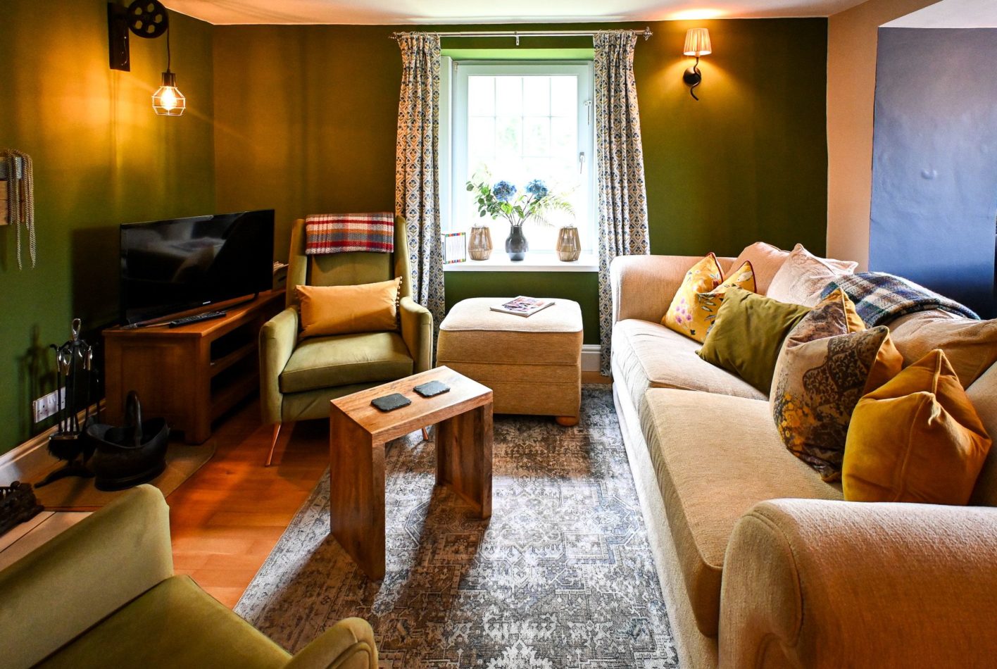 The sumptuous living room, the pefect place to unwind after a day of exploring Kitky, Cumbria and the surrounding area