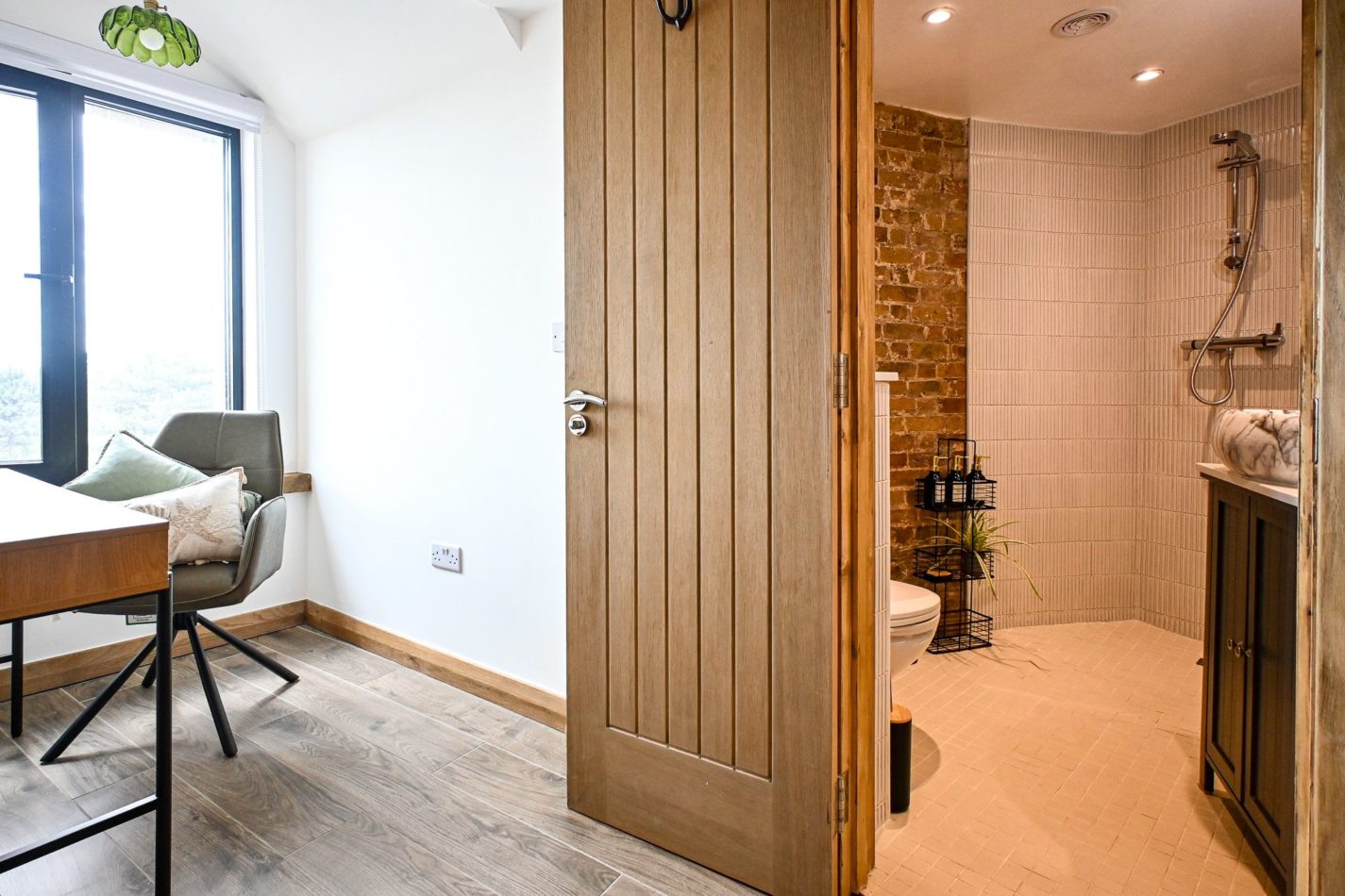 Space to get ready without getting under everyone else’s feet! Thoughtfully designed bedroom areas and private en-suites make Martello 25 as practical for a group getaway as it is spectacular.