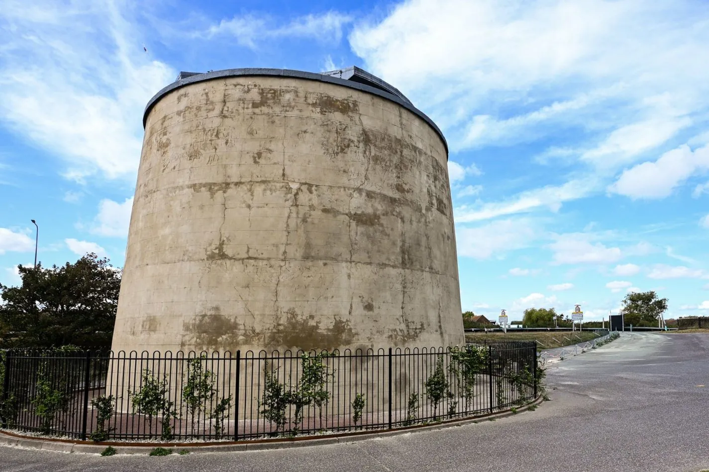 Centuries of history, reimagined as an extraordinary coastal escape. From the outside, Martello 25 still has the imposing character of the original tower  step inside and an entirely different story unfolds.
